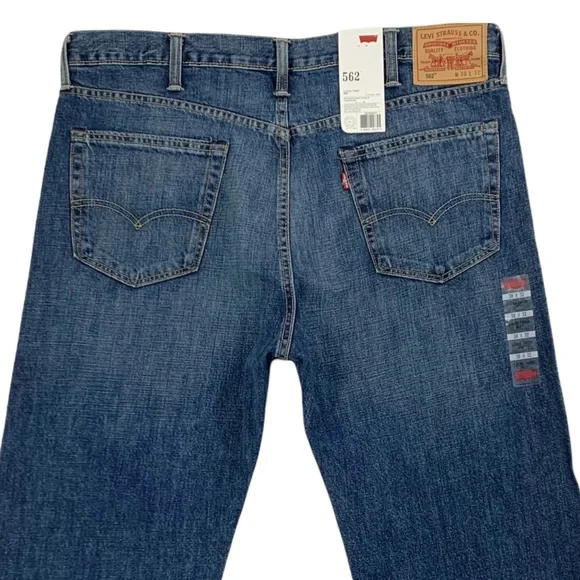 Levi’s 562 Loose Fit Tapered Ankle Button Fly Red Tab - Picture 8 of 15